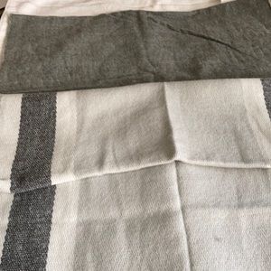 Women’s brand new scarf 100 0/0 acrylic